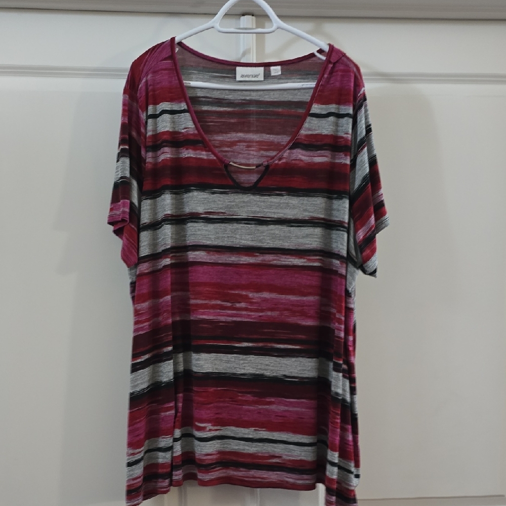 Like New: Avenue Striped V-Neck Top - Pink and Black